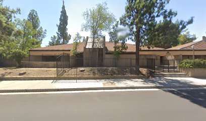 Exterior of Temple Ahavat Shalom